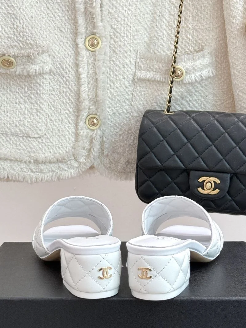 Chanel Slippers ZipUp 18546