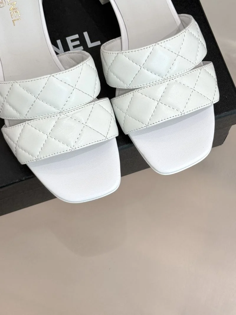 Chanel Slippers ZipUp 18546