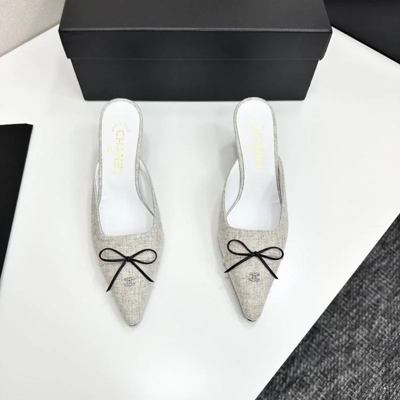 Chanel Slippers Minimalist 20403