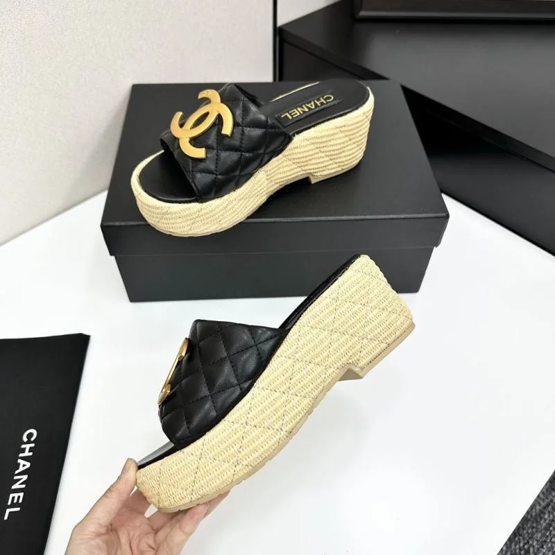 Chanel Slippers Versatile 20388