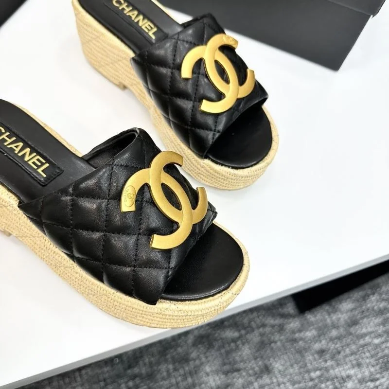 Chanel Slippers Versatile 20388
