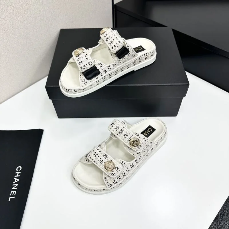 Chanel Slippers Effortless 20385