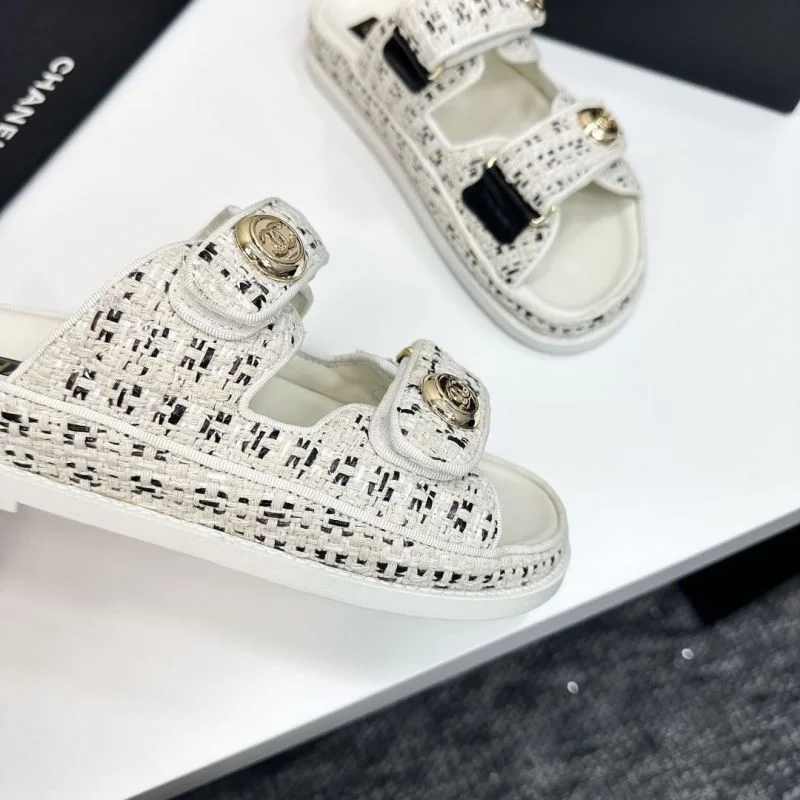 Chanel Slippers Effortless 20385