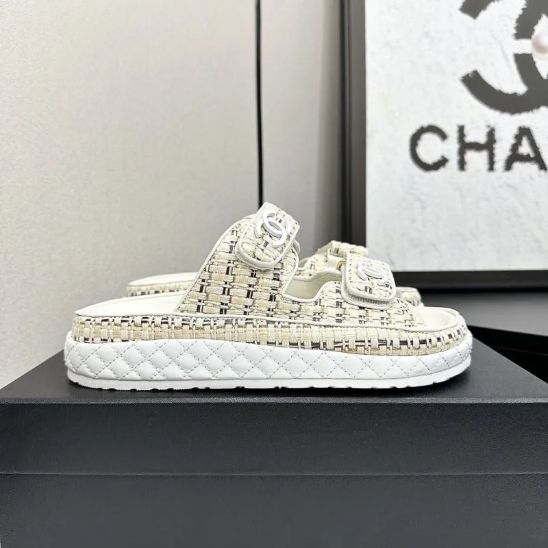 Chanel Slippers Chic 20435