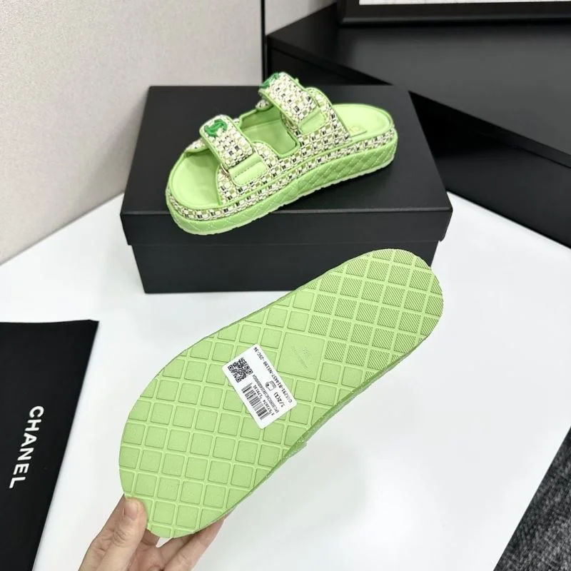 Chanel Slippers TimelessDesign 20381
