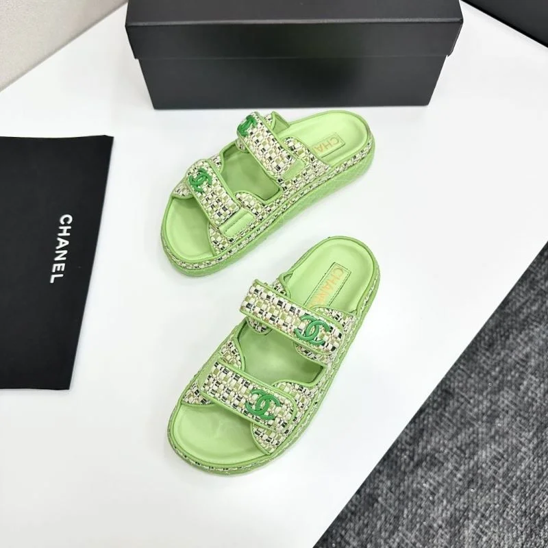 Chanel Slippers TimelessDesign 20381