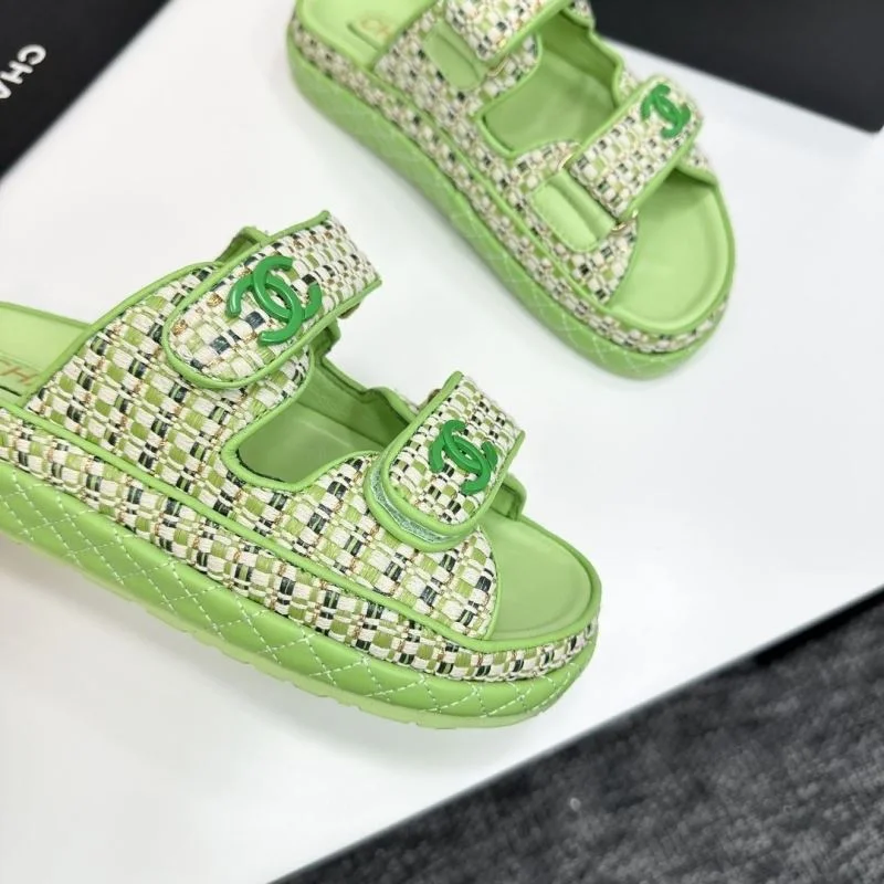 Chanel Slippers TimelessDesign 20381