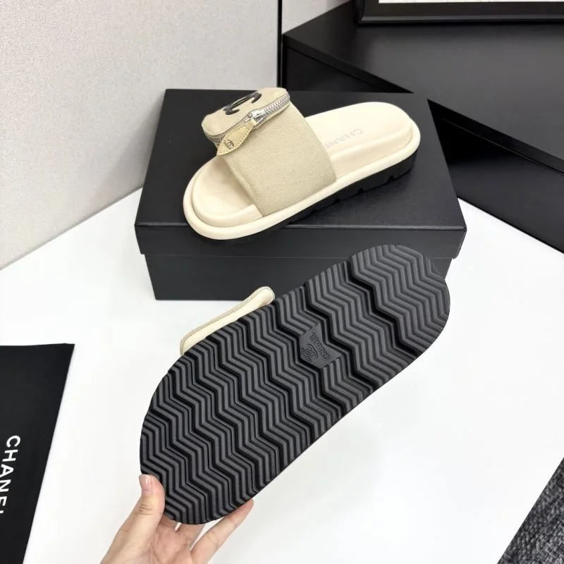 FlexibleFit Chanel Slippers 20374