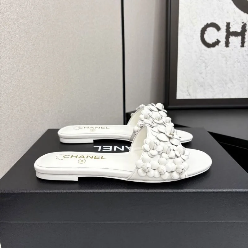 Chanel Slippers Minimalist 20363