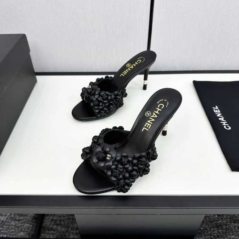 Sophisticated Chanel Slippers 20358