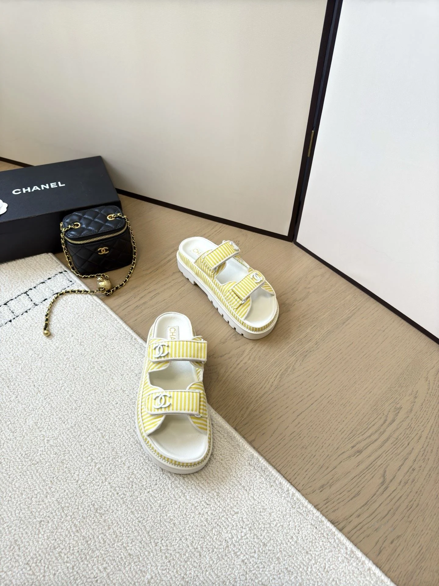 Chanel Slippers Reliable 17728