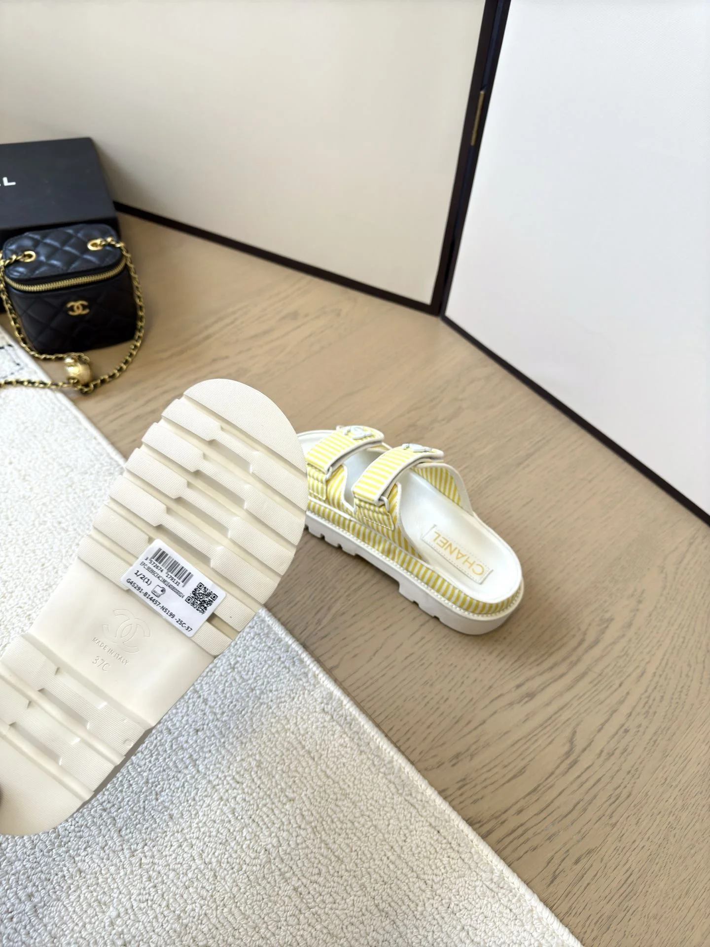 Chanel Slippers Reliable 17728