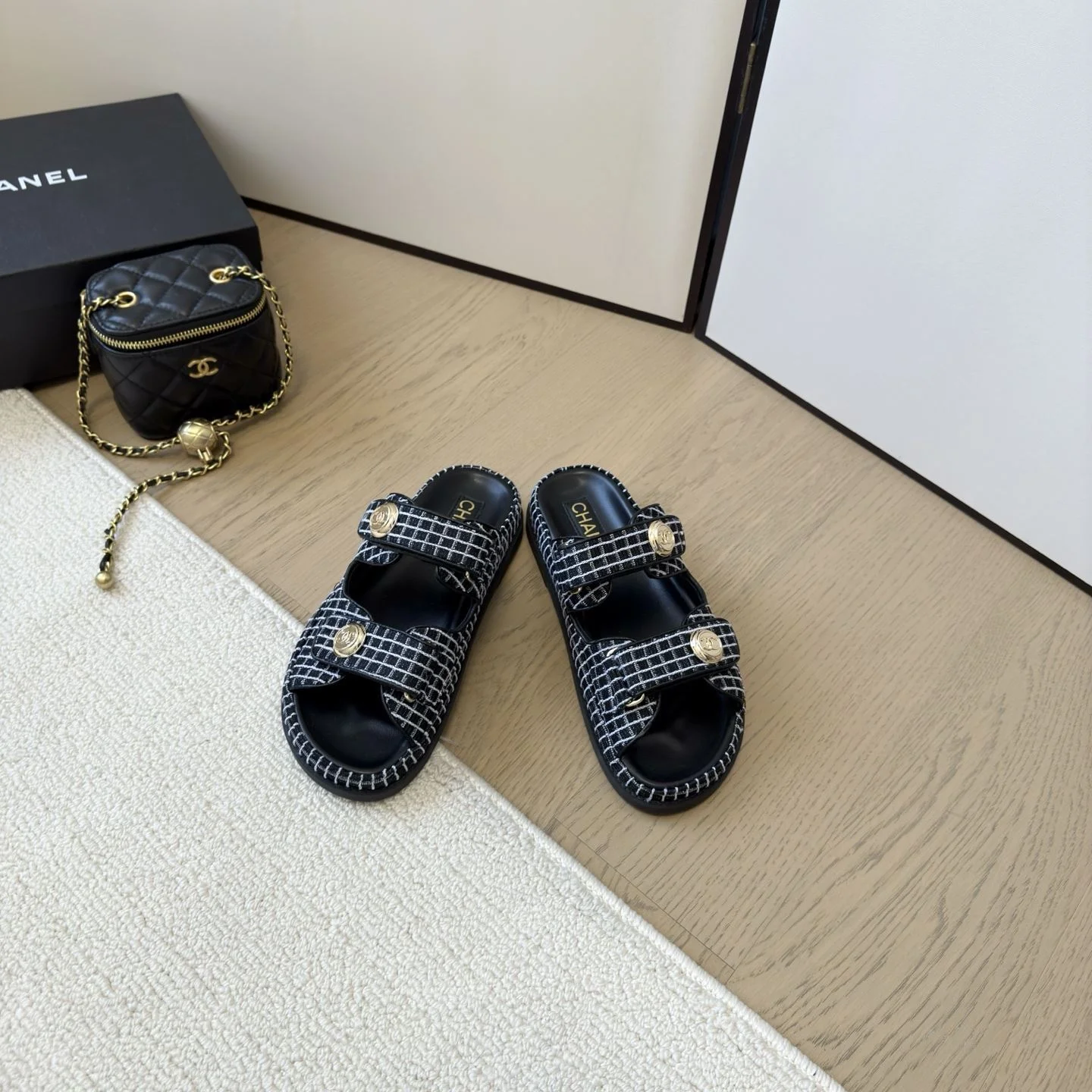 Soft Chanel Slippers 17710