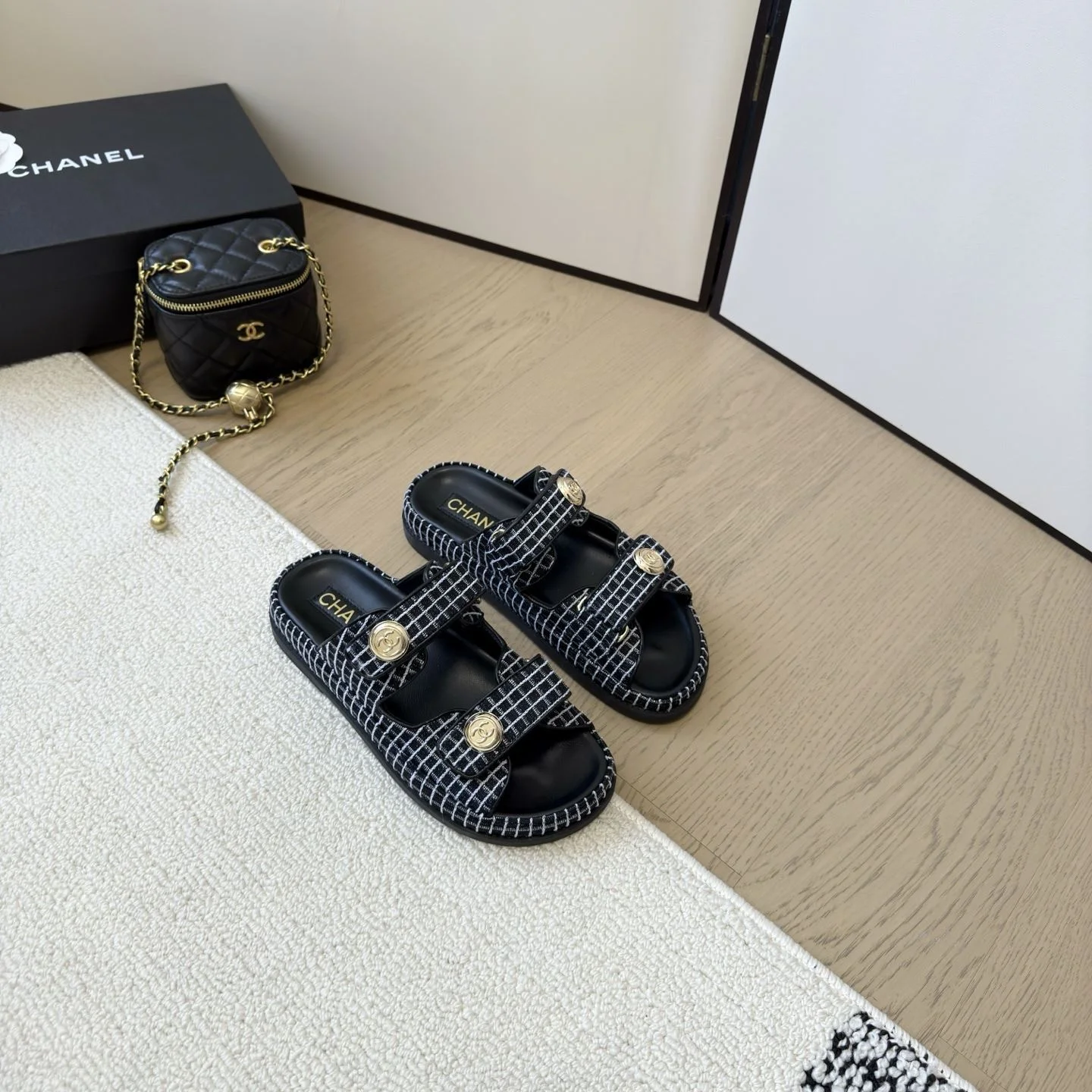 Soft Chanel Slippers 17710