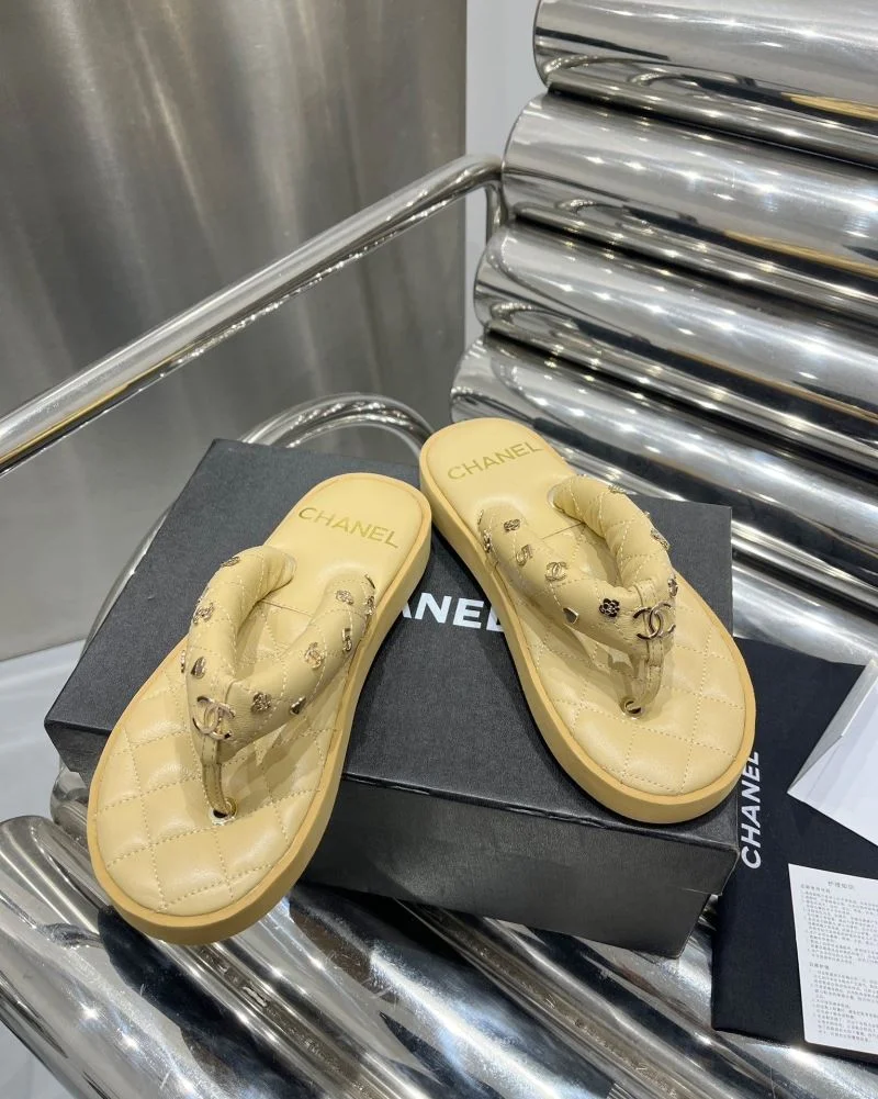 Chanel Slippers Supportive 17702
