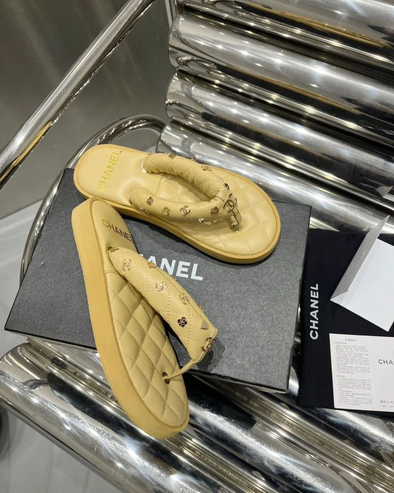 Chanel Slippers Supportive 17702
