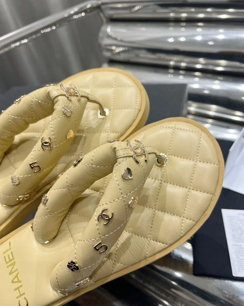 Chanel Slippers Supportive 17702