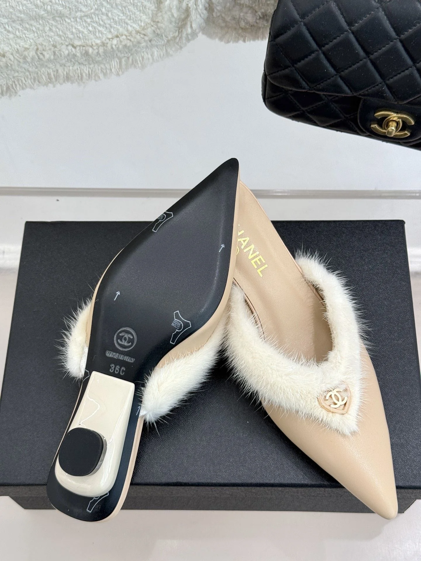Lightweight Chanel Slippers 17772