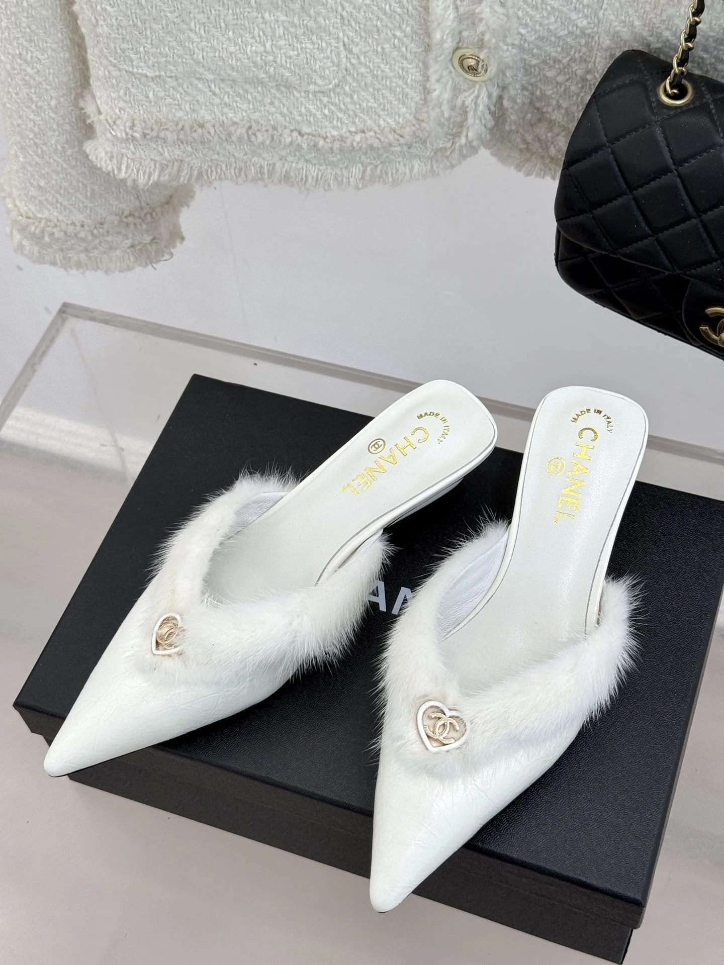 Chanel Slippers Lightweight 17697