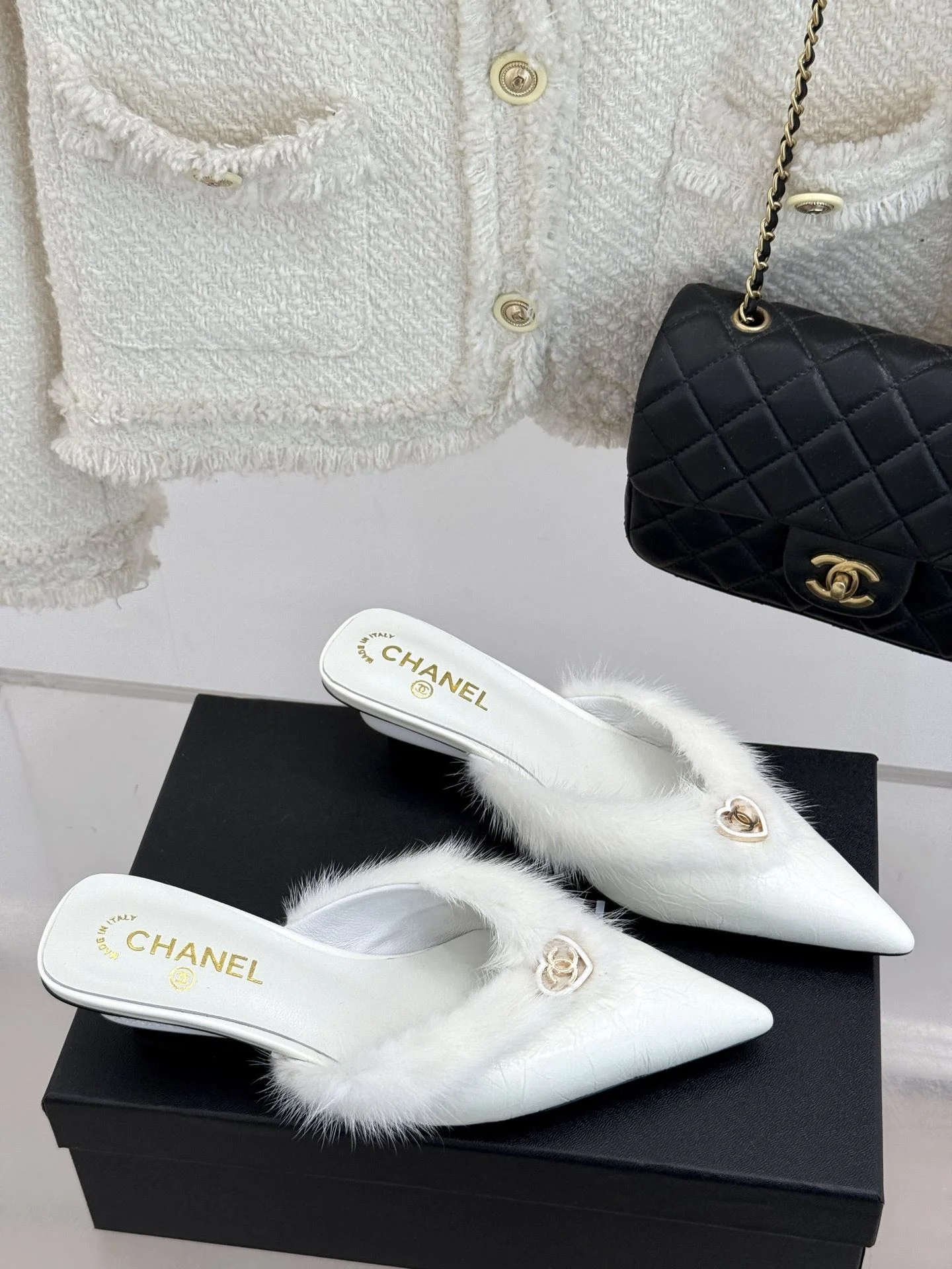 Chanel Slippers Lightweight 17697