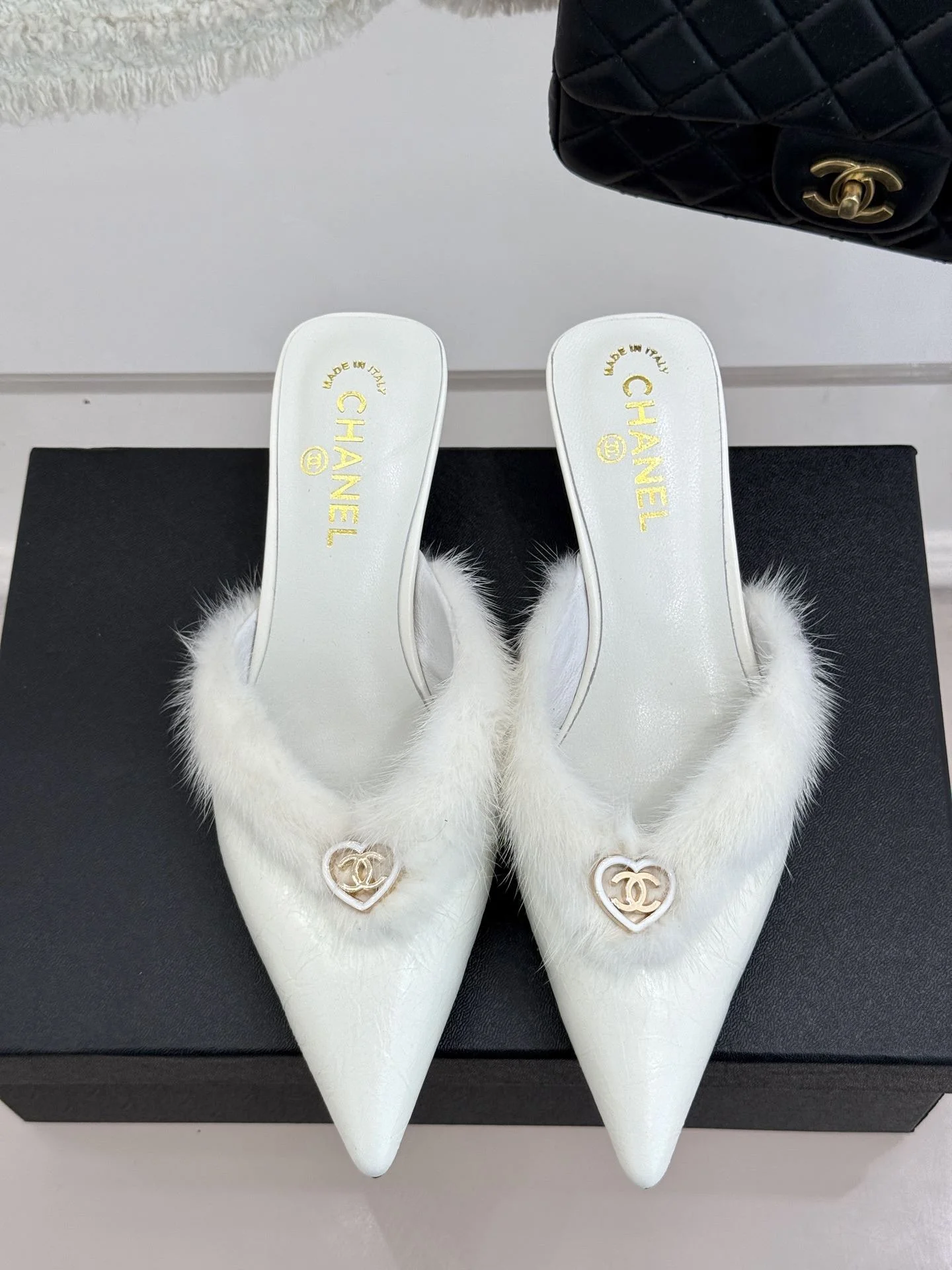 Chanel Slippers Lightweight 17697