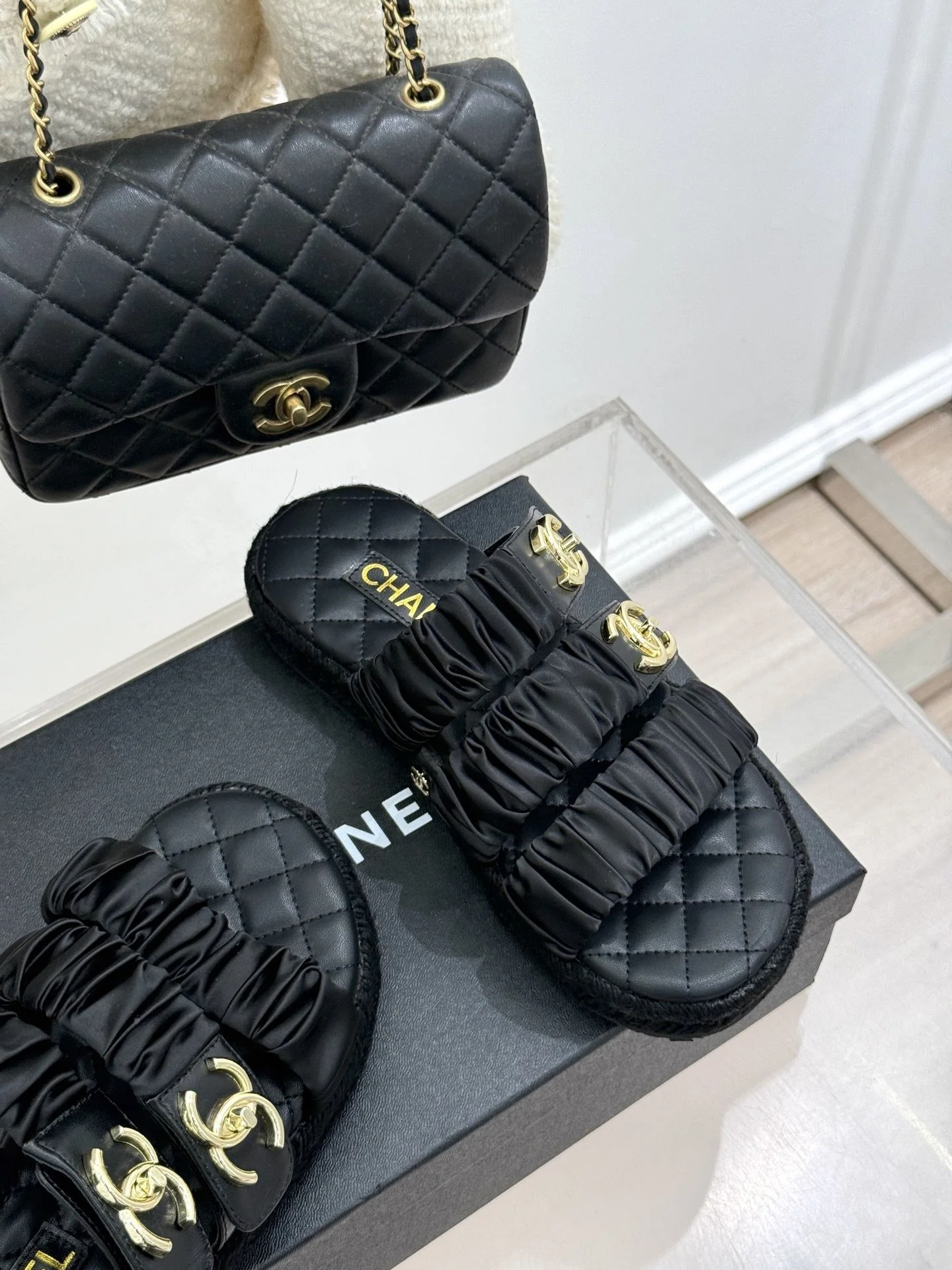 Chanel Slippers ZipUp 17695