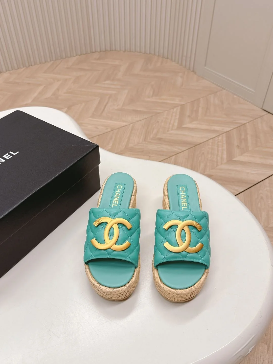 TimelessDesign Chanel Slippers 17689