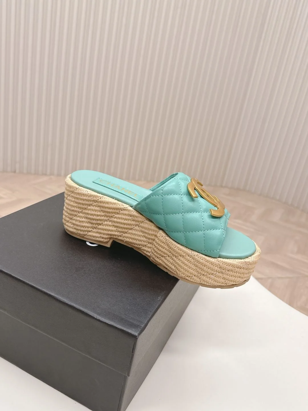 TimelessDesign Chanel Slippers 17689