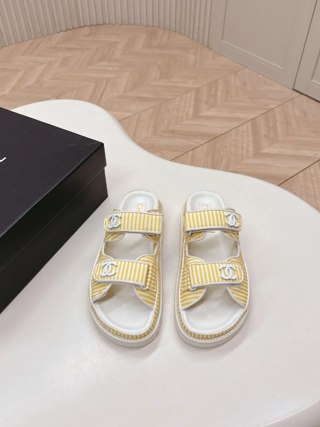 Chanel Slippers StreetReady 17706