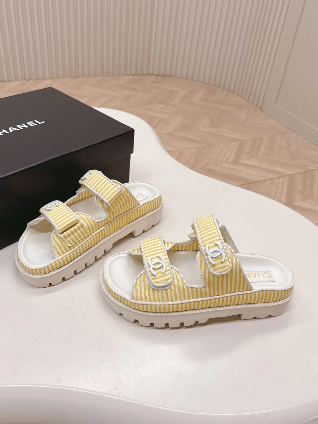 Chanel Slippers StreetReady 17706
