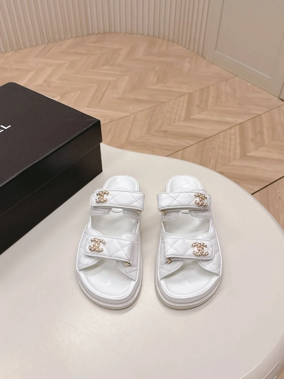 Casual Chanel Slippers 17664