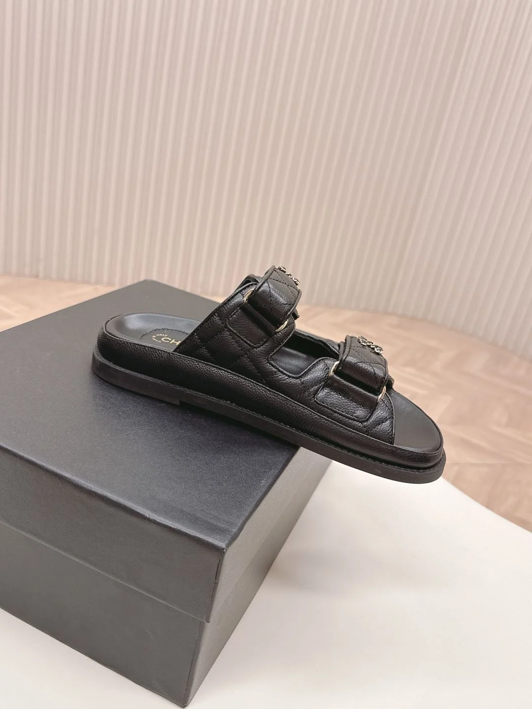 Comfortable Chanel Slippers 17680