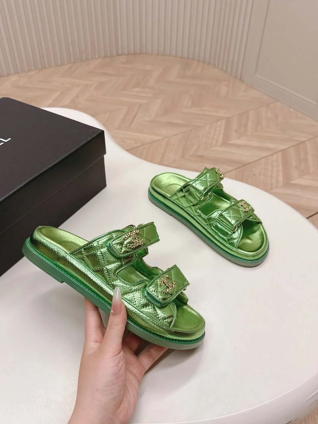 Breathable Chanel Slippers 17705