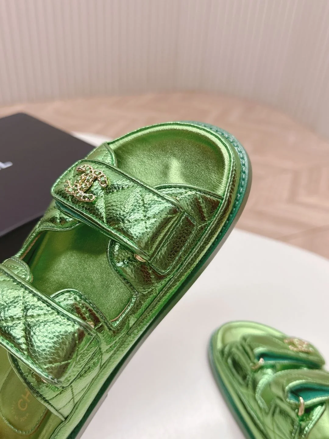 Breathable Chanel Slippers 17705