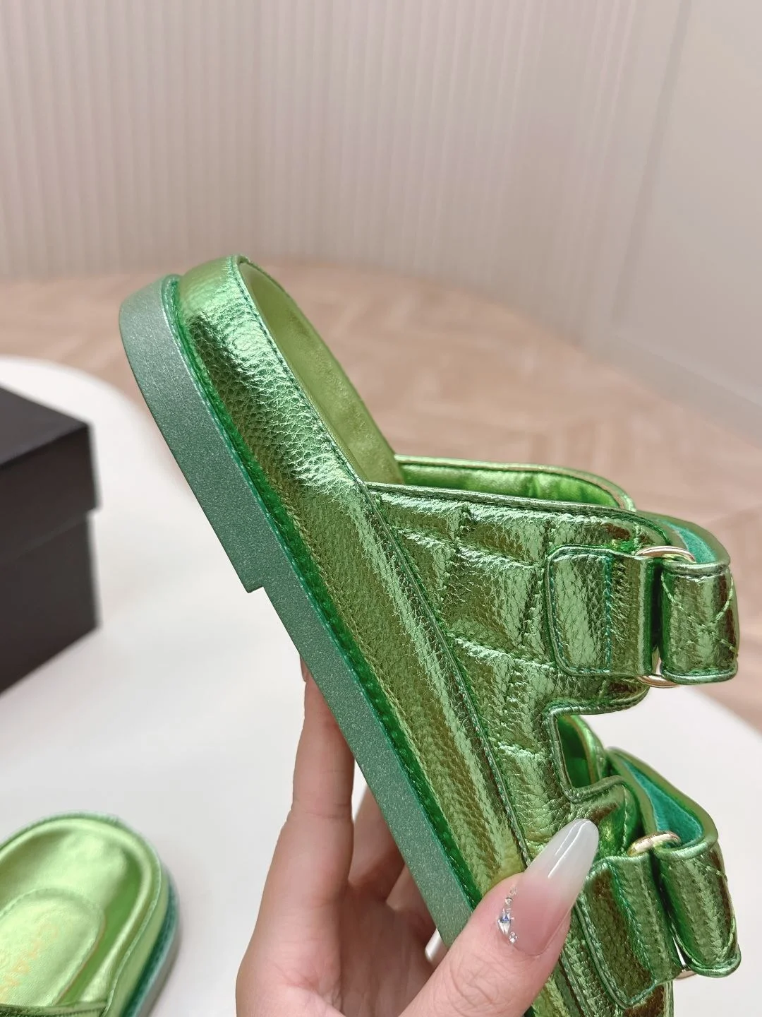 Breathable Chanel Slippers 17705
