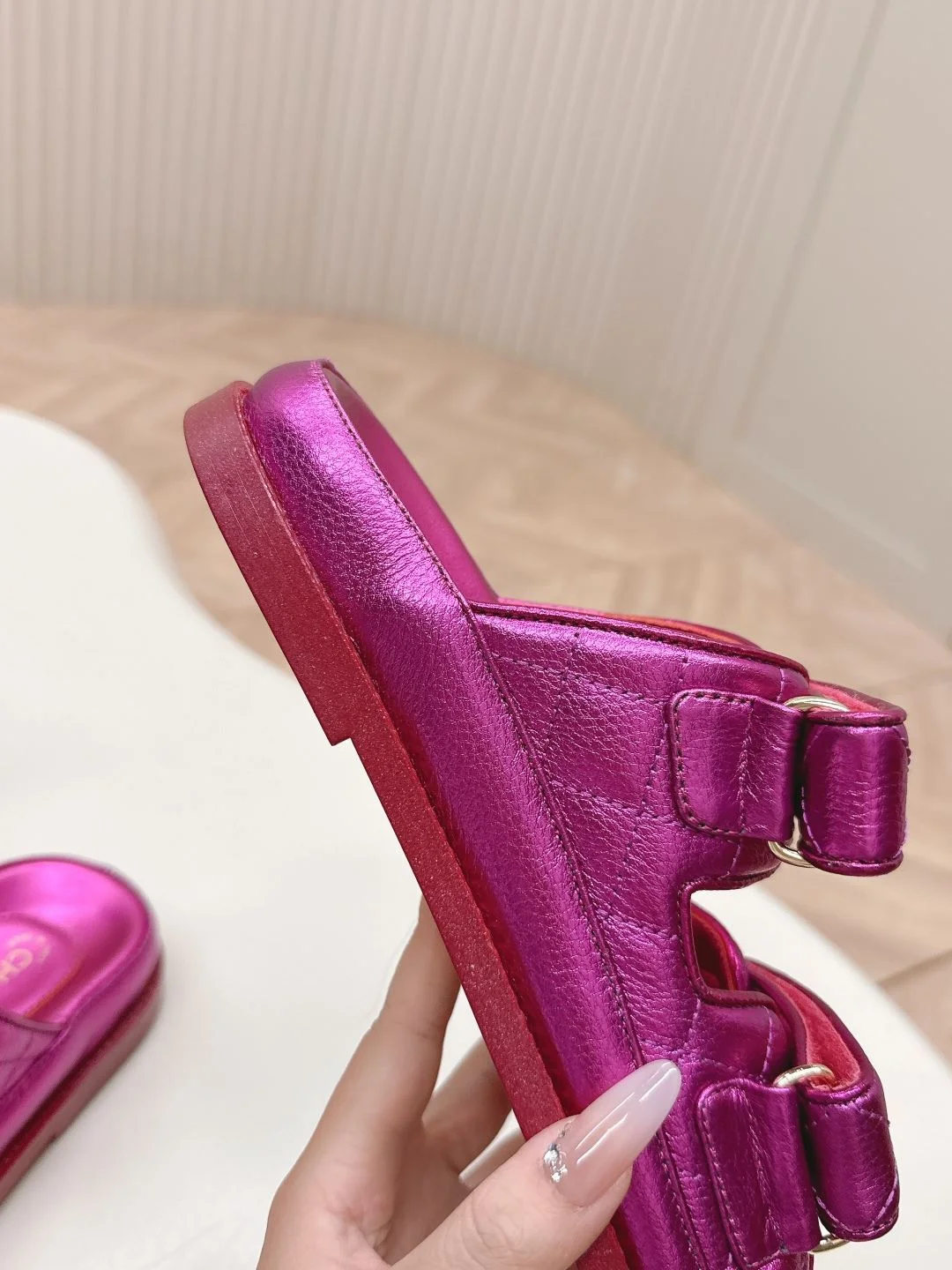Trendy Chanel Slippers 17673