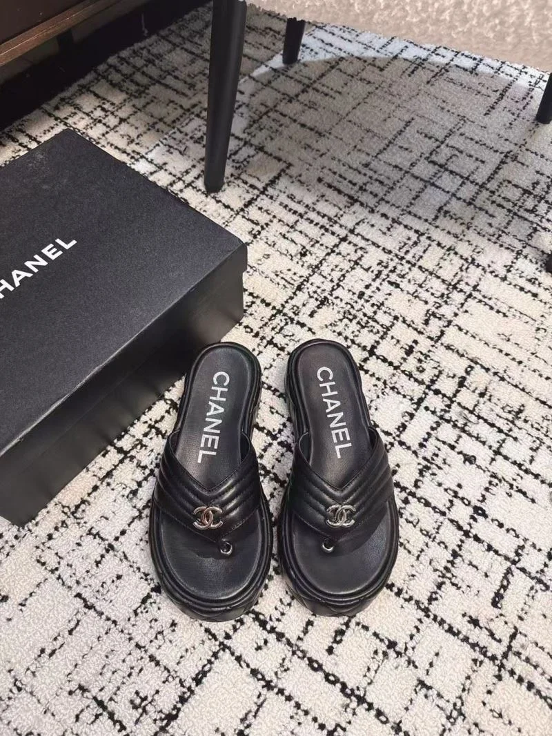 Durable Chanel Slippers 17661