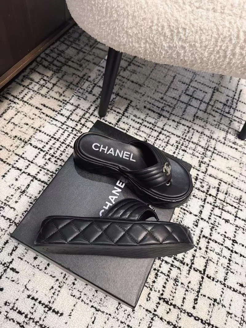 Durable Chanel Slippers 17661