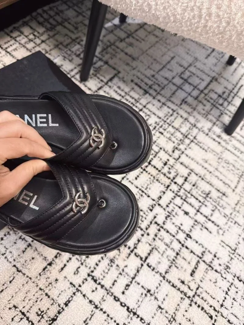 Durable Chanel Slippers 17661