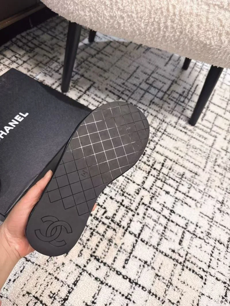 Durable Chanel Slippers 17661