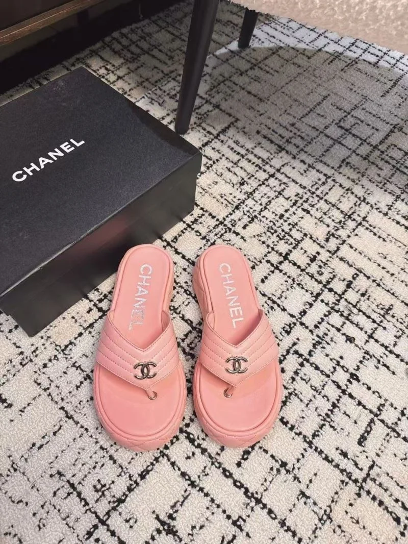 ModernLook Chanel Slippers 17653