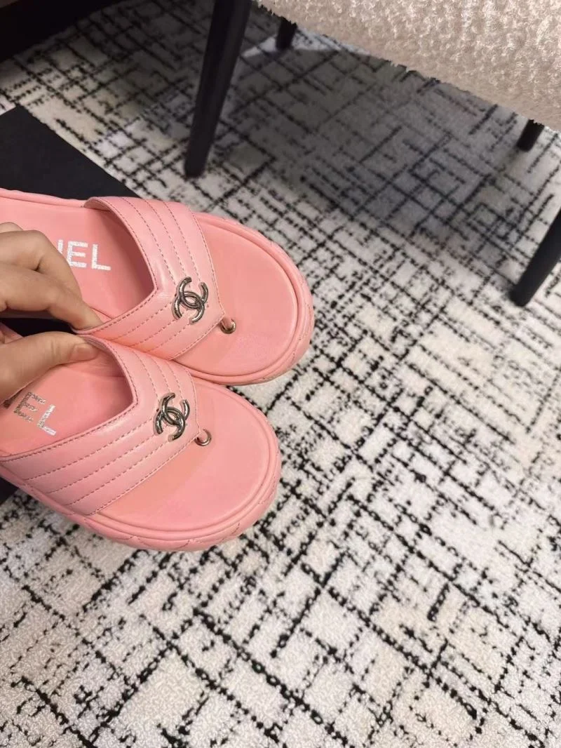 ModernLook Chanel Slippers 17653