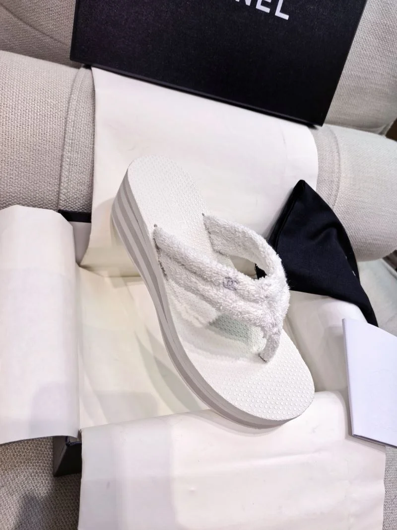 UrbanStyle Chanel Slippers 17647