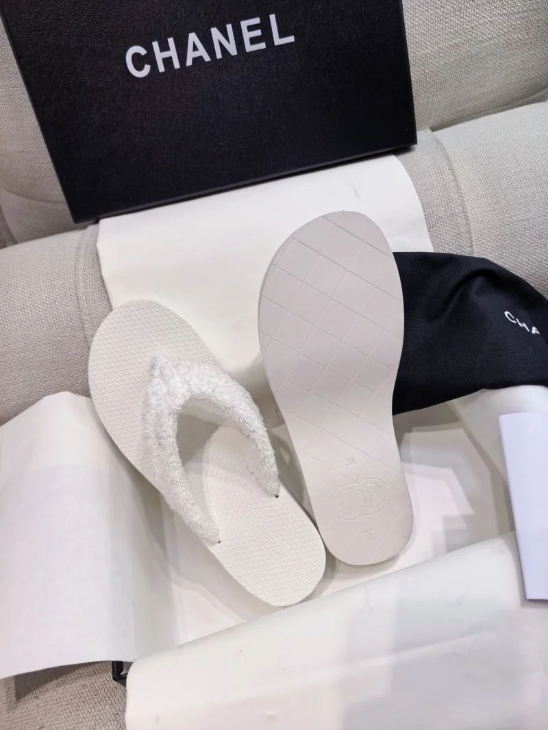 UrbanStyle Chanel Slippers 17647