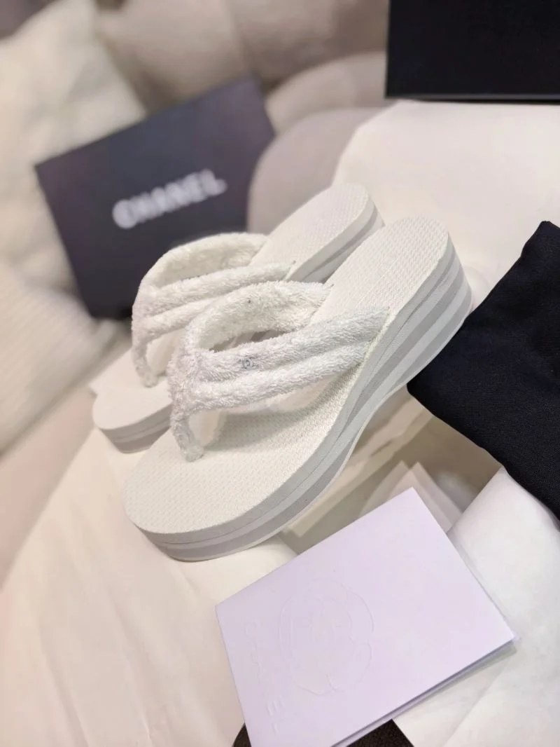 UrbanStyle Chanel Slippers 17647