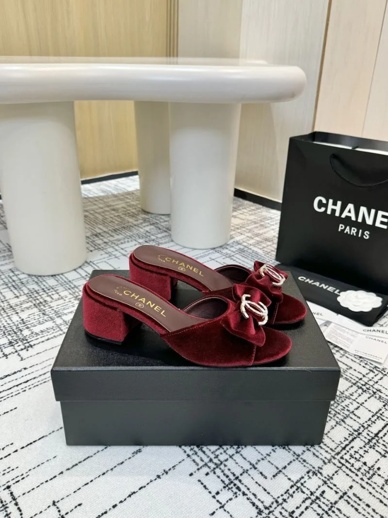 Chanel Slippers Classic 17639