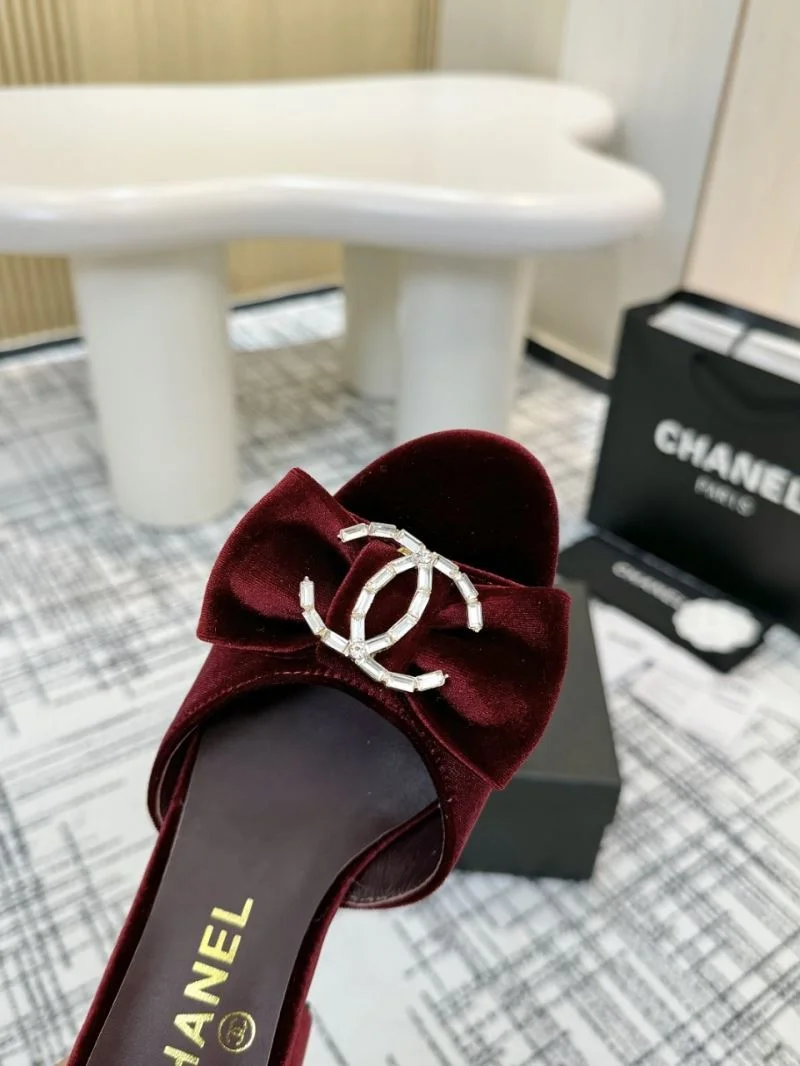 Chanel Slippers Classic 17639