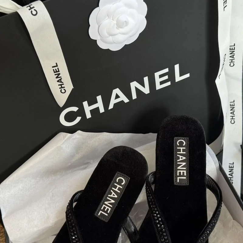 Chanel Slippers Durable 17636