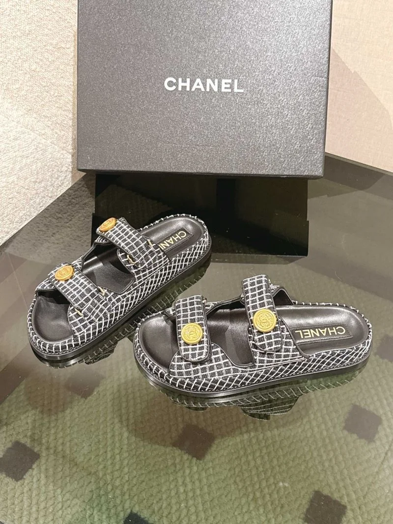 Chanel Slippers Durable 17622