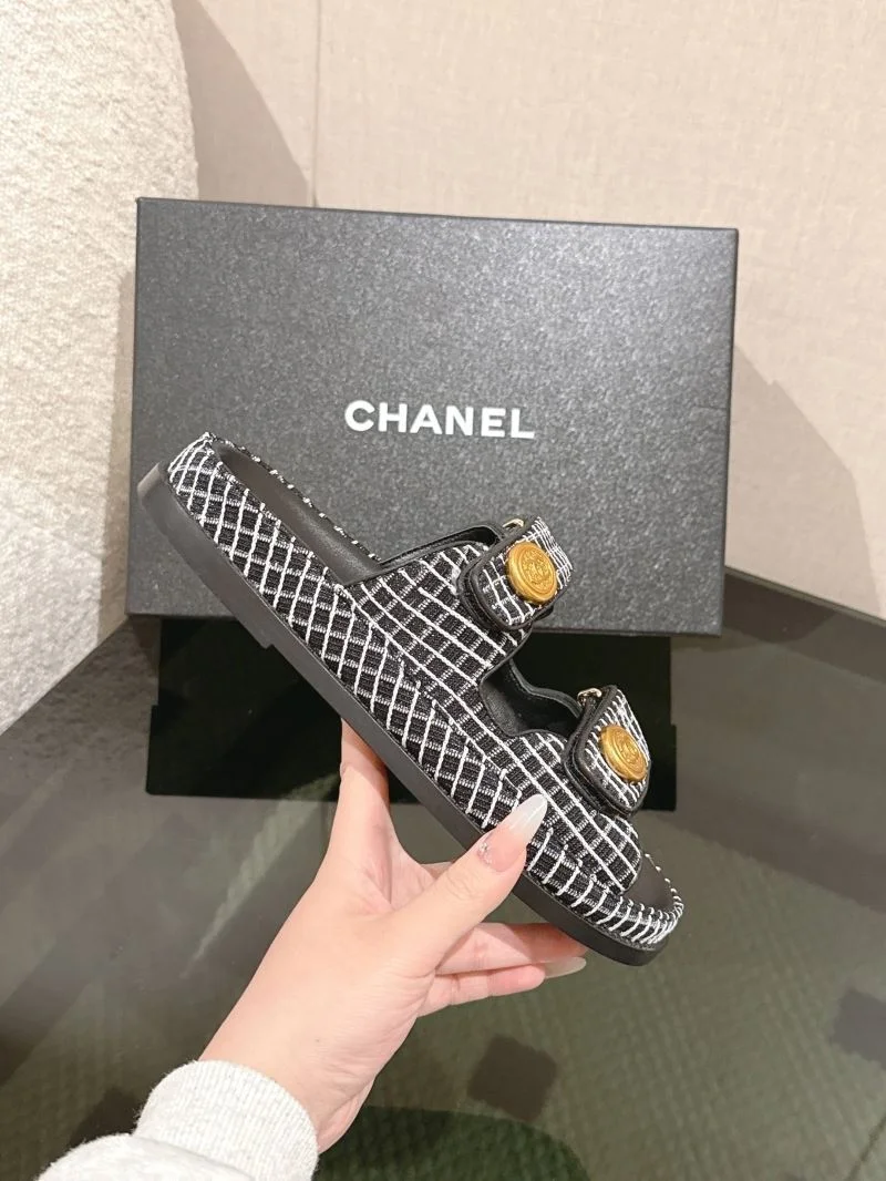 Chanel Slippers Durable 17622